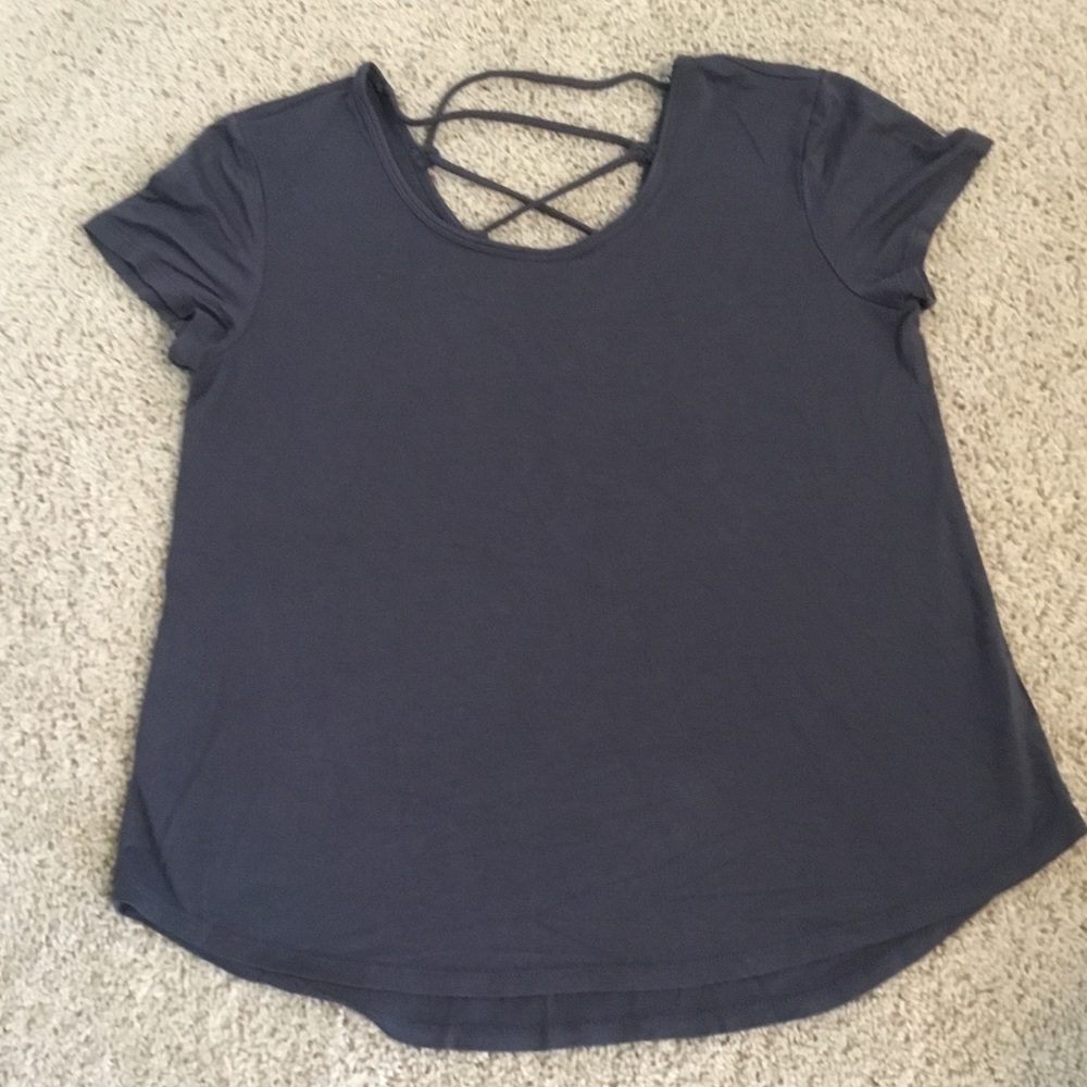 Grey tshirt
